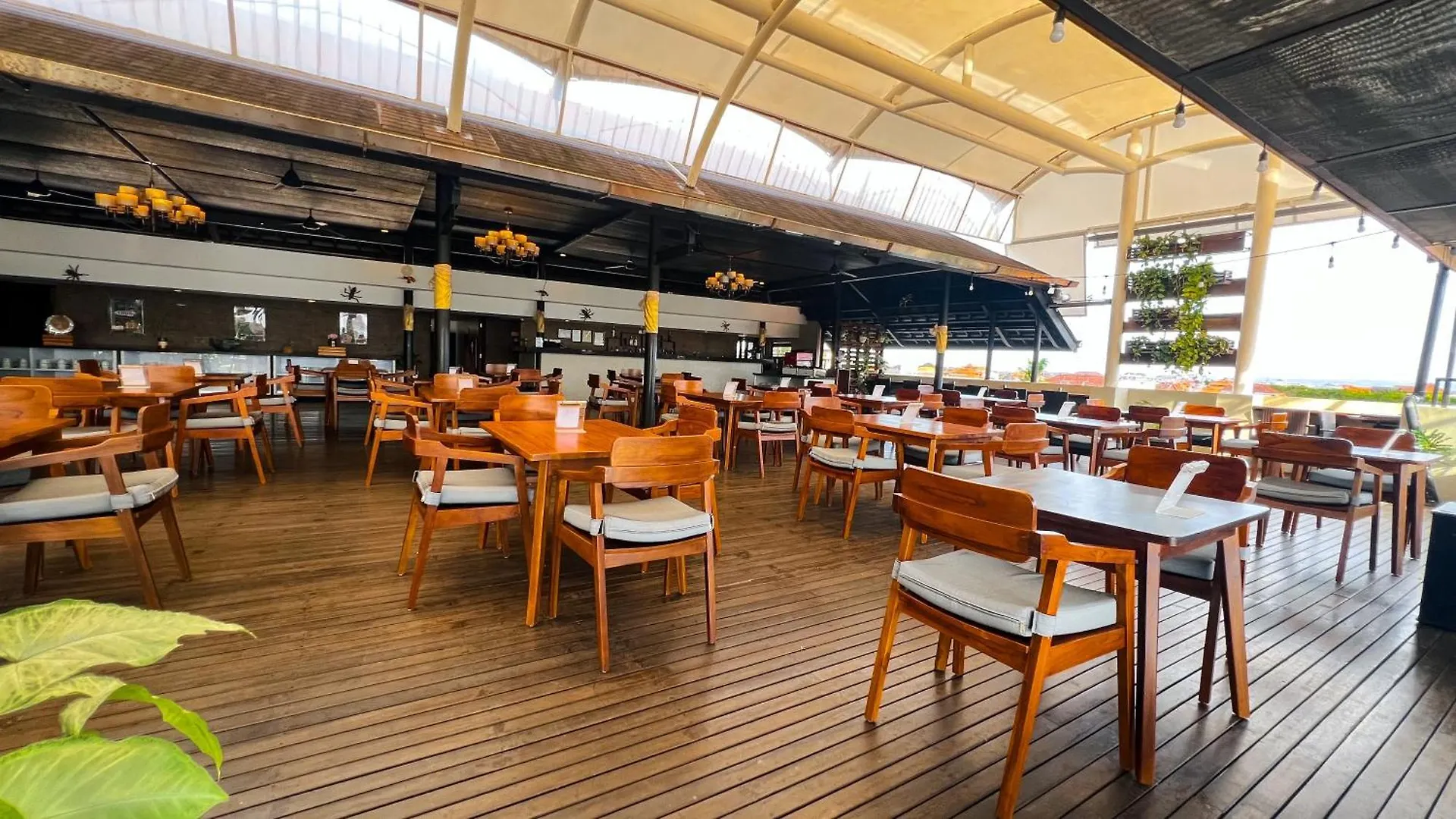 J4 Hotels Legian Legian (Bali)