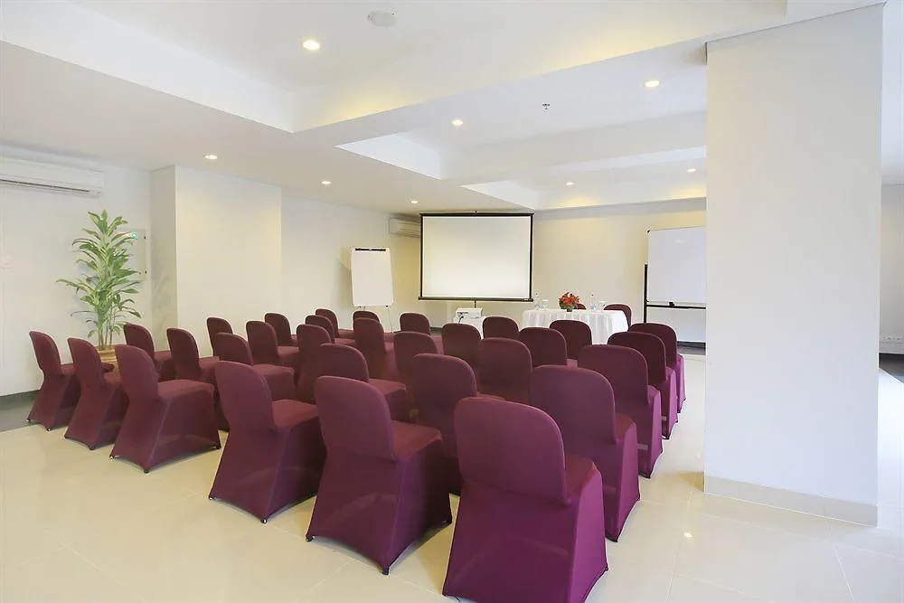 J4 Hotels Legian 4*, Legian (Bali)