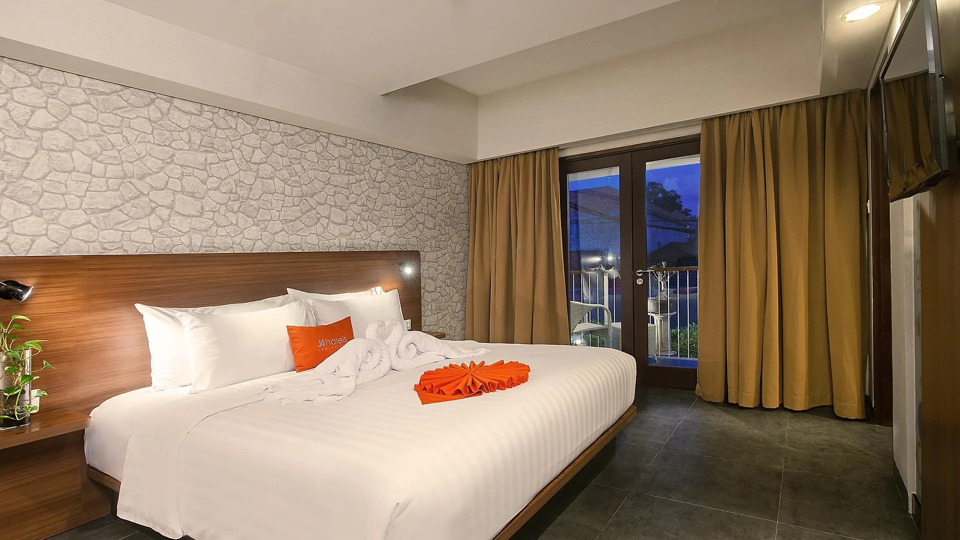 ****  J4 Hotels Legian Indonesia