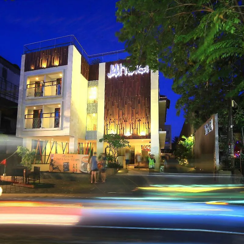 J4 Hotels Legian  Legian (Bali)