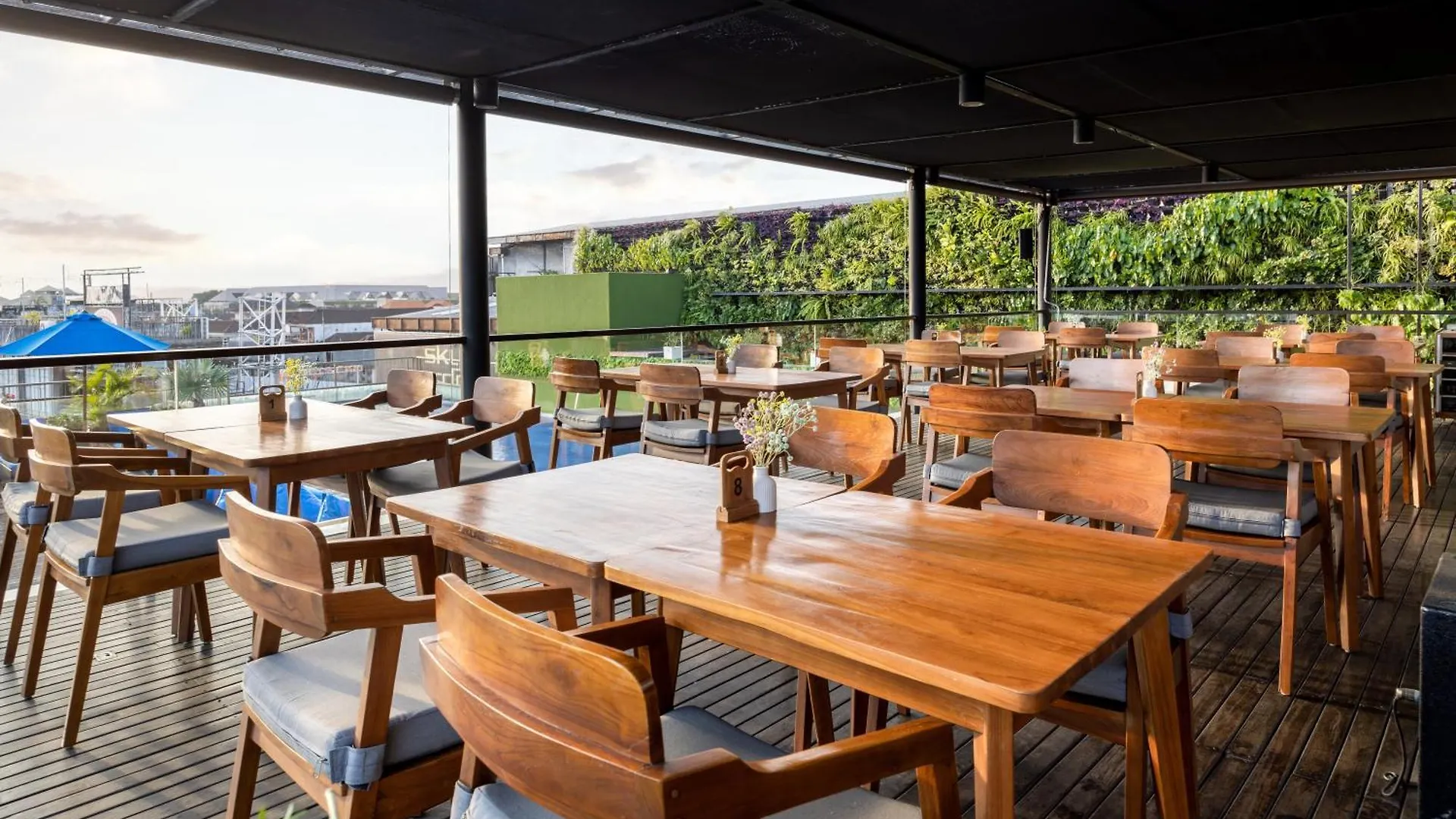 J4 Hotels Legian